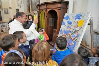 Acquapendente - Don Enrico Castauro benedice i minpugnaloni