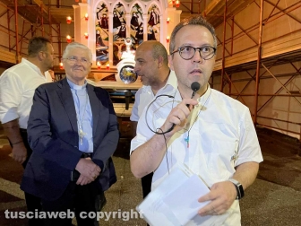 Minimacchina - Santa Rosa, Miracolo di fede incanta Santa Barbara - Don Claudio Sperapani col vescovo Piazza