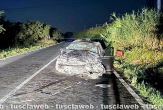Vignanello – Moglie e marito morti in un incidente - L'auto distrutta