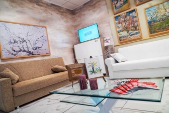 Mondo Convenienza a Viterbo, la festa e lo store