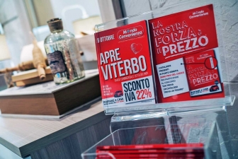 Mondo Convenienza a Viterbo, la festa e lo store