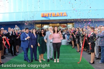 Mondo Convenienza, l'inaugurazione