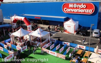 Mondo Convenienza, l'inaugurazione