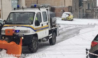 Maltempo - La neve a Montefiascone - Uno spazzaneve