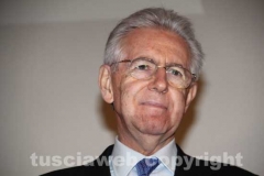 Il primo ministro Monti al cinema Genio