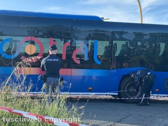 Viterbo - Scontro autobus-moto sulla Cassia nord, un morto