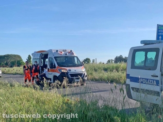 Viterbo - Scontro autobus-moto sulla Cassia nord, un morto