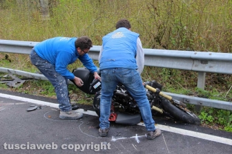 Cimina - Scontro auto-moto, muore centauro