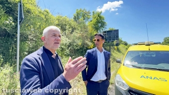 Viterbo - Riccardo Delle Monache morto sulla superstrada - Il sopralluogo disposto dalla procura - L'avvocato Giovanni Bartoletti e il consulente Mario Scipione
