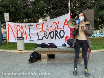 Morte di Lorenzo Perelli, la manifestazione della Rete degli studenti medi