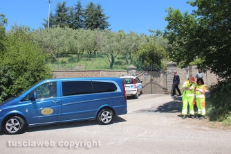 Morti madre e figlio, il recupero dei corpi