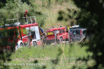 Morti madre e figlio, il recupero dei corpi