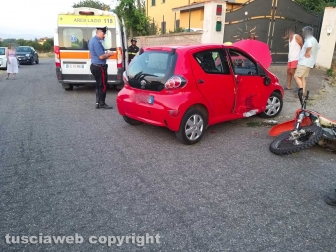 Montefiascone - Moto contro auto