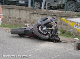 Moto contro un muro