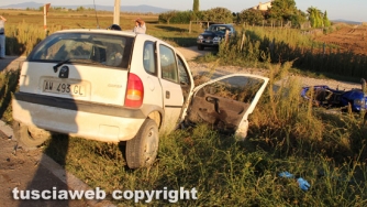 Tuscania - Moto si schianta contro auto, due morti