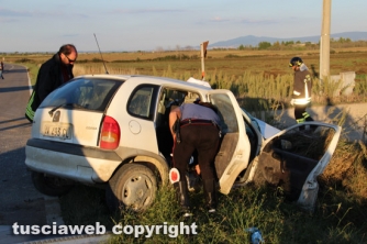Tuscania - Moto si schianta contro auto, due morti