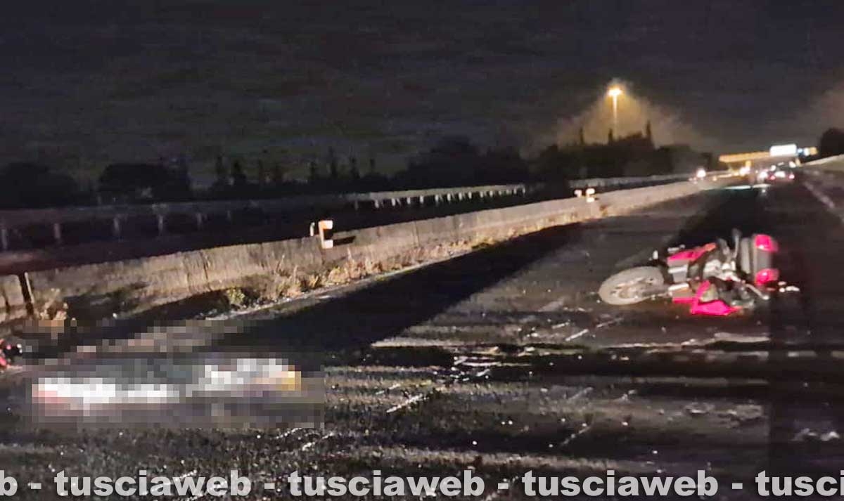 Motociclista muore sulla superstrada, traffico bloccato in direzione Orte