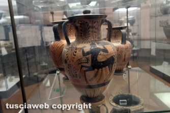 Museo civico - Gli etruschi vilipesi e smerdati