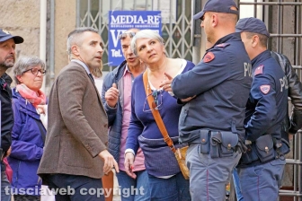 Negoziante ucciso a sprangate