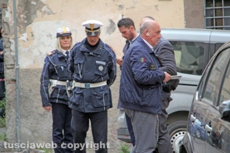 Negoziante ucciso a sprangate