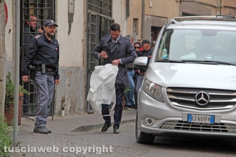 Negoziante ucciso a sprangate