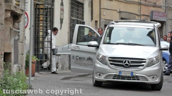 Negoziante ucciso a sprangate