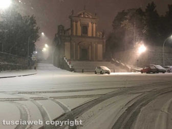 Viterbo - Nella bufera di neve