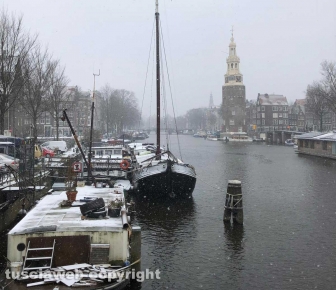 Maltempo - Neve anche ad Amsterdam