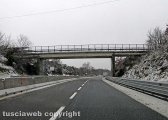 Maltempo - Neve sulla statale 675