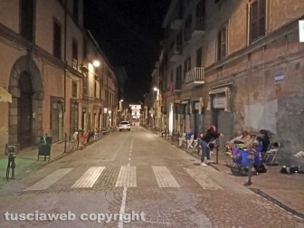 Notte in piazza in attesa del Trasporto