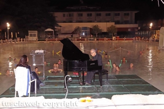 Viterbo - Notturni sull'acqua alle Terme dei Papi