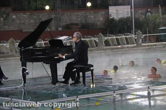 Viterbo - Notturni sull'acqua alle Terme dei Papi