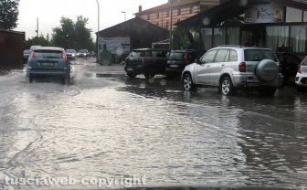 Maltempo - Nubifragio a Montalto Marina - Una strada allagata