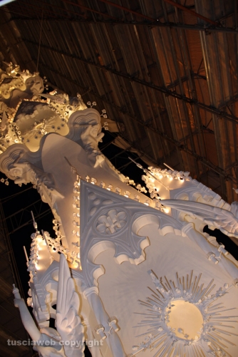 Nuova prova luci per Gloria