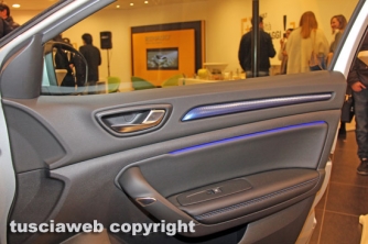 Nuova Renault Megane, un\'auto scoppiettante