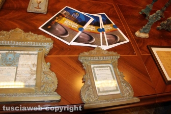 Oggetti sacri restituiti alla curia