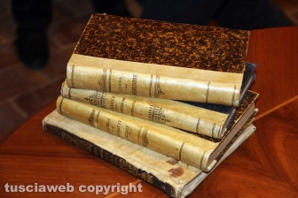 Oggetti sacri restituiti alla curia