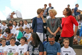 Oltre 250 ragazzi in piazza per rispettare l'ambiente