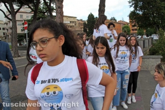 Oltre 250 ragazzi in piazza per rispettare l'ambiente