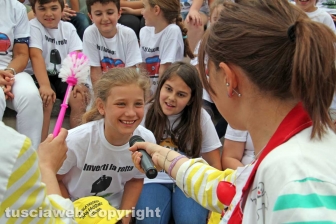 Oltre 250 ragazzi in piazza per rispettare l'ambiente