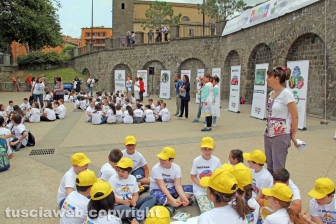 Oltre 250 ragazzi in piazza per rispettare l'ambiente