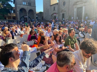 Alessandra Troncarelli presenta le liste a piazza San Lorenzo