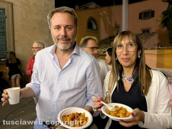 Penne sotto la macchina di Santa Rosa