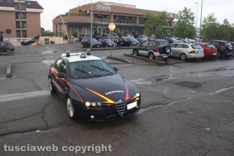Viterbo - Omicidio in via San Luca - Carabinieri - Michael Aaron Pang viene portato in caserma