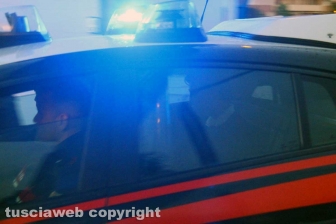 I carabinieri portano Michael Aaron Pang in carcere