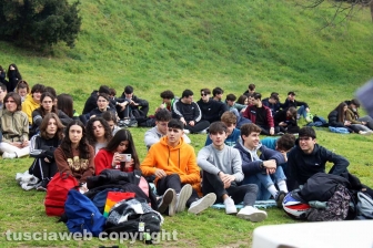 Operai e studenti a Valle Faul