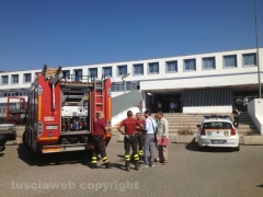 Operaio minaccia di darsi fuoco in tribunale