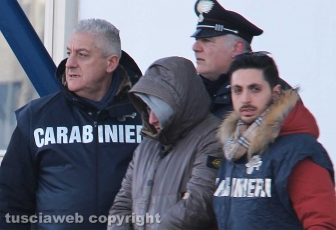 Scacco alla Mafia nel Viterbese - Gli arrestati all'uscita dalla caserma dei carabinieri
