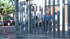 Le immagini di un arresto