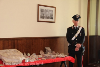Operazione Medioevo - I reperti del \'500 sequestrati dai carabinieri